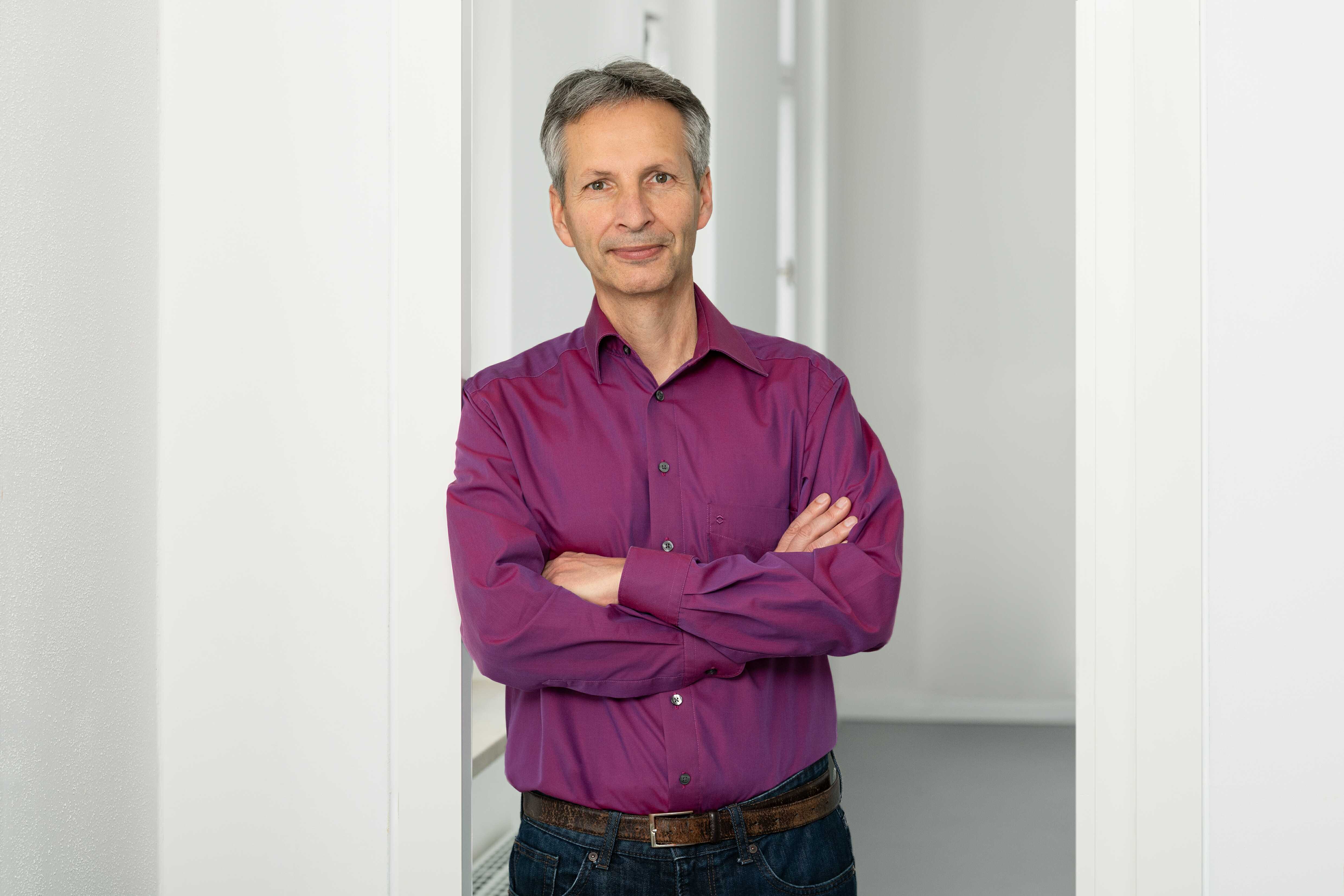 Speakers' Profile